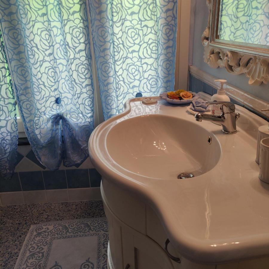 לה ספציה Casa Bouganville מראה חיצוני תמונה